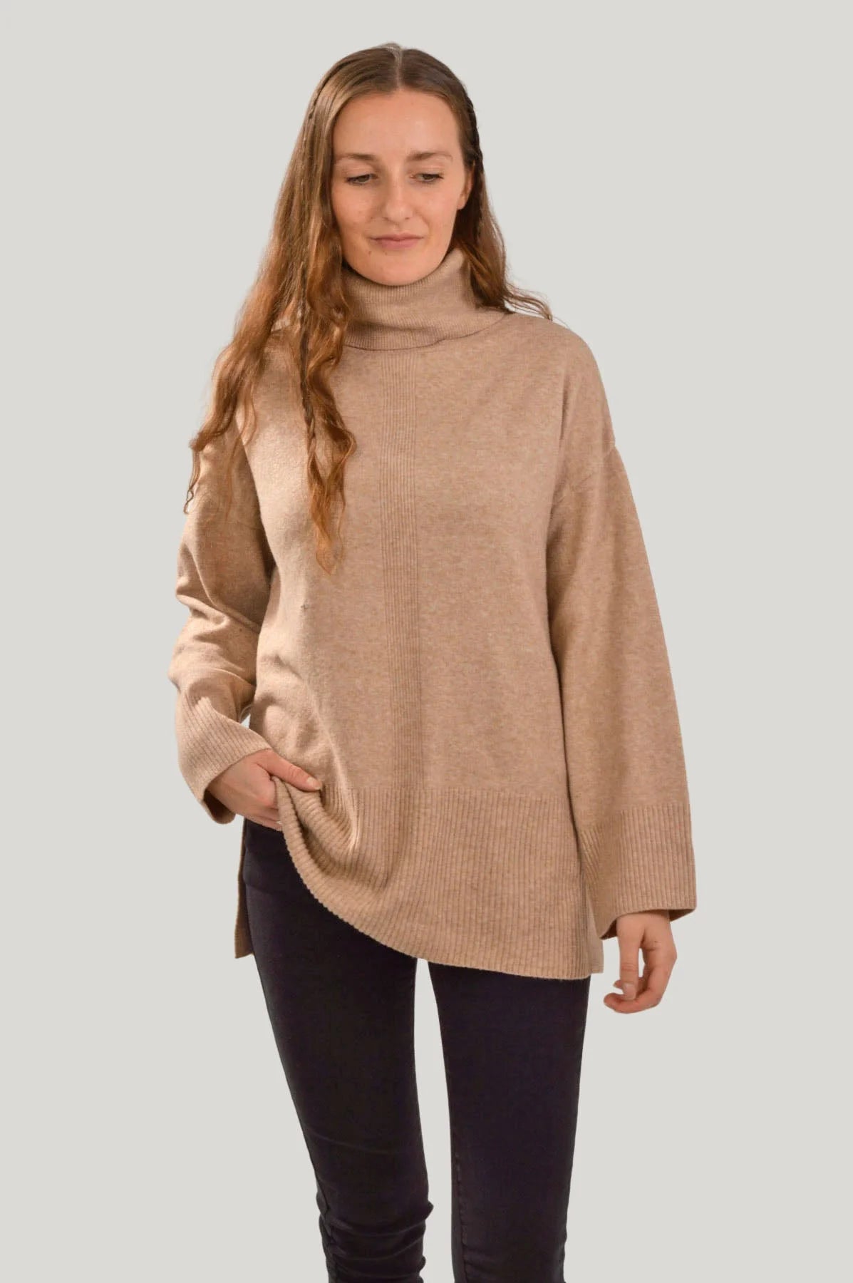 Beige 2025 roll neck