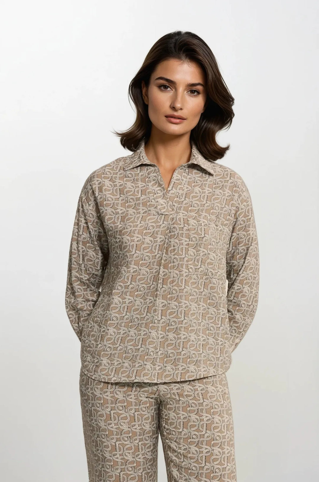 Mocha Chain Print Popover Collared Blouse