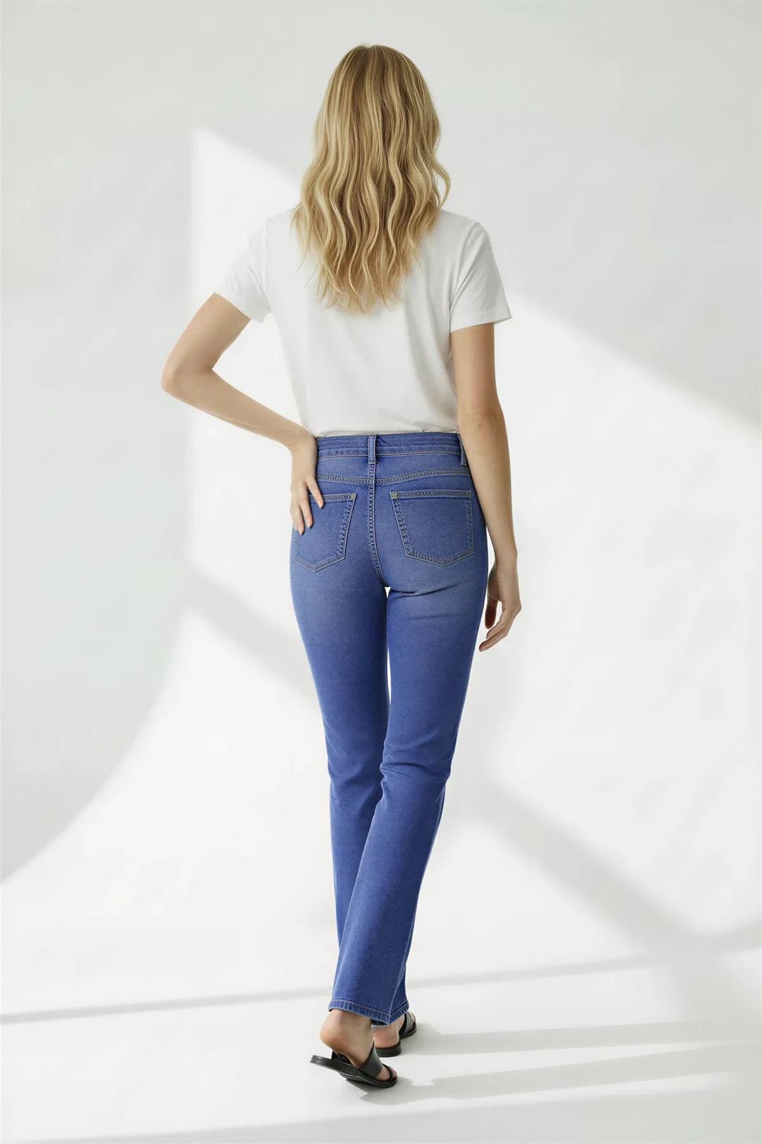 Quinn Bootcut Jeans