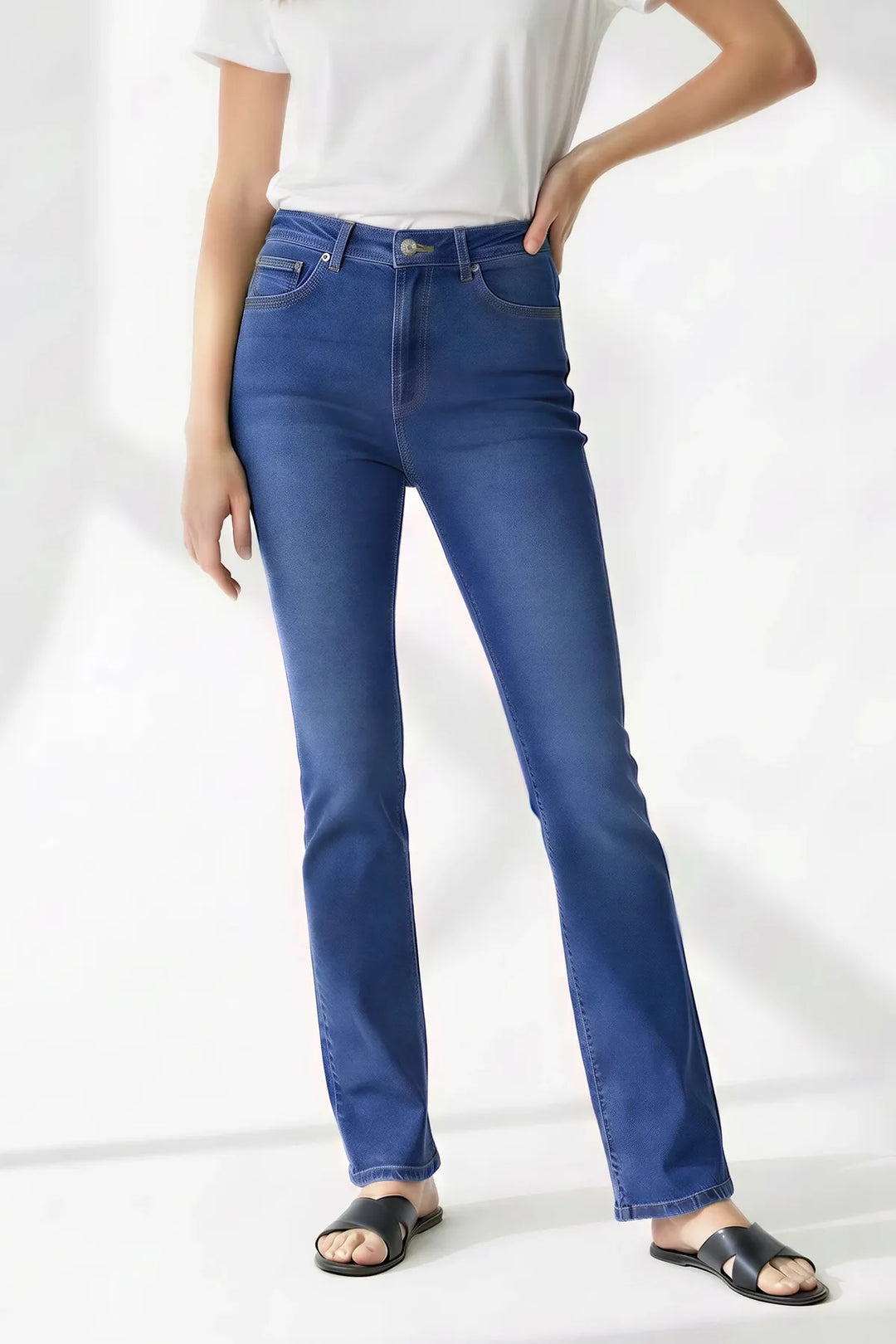 Quinn Bootcut Jeans