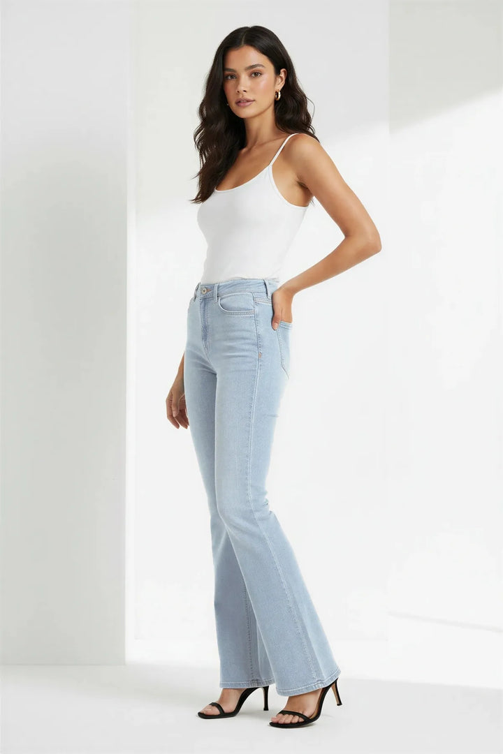Quinn Bootcut Jeans