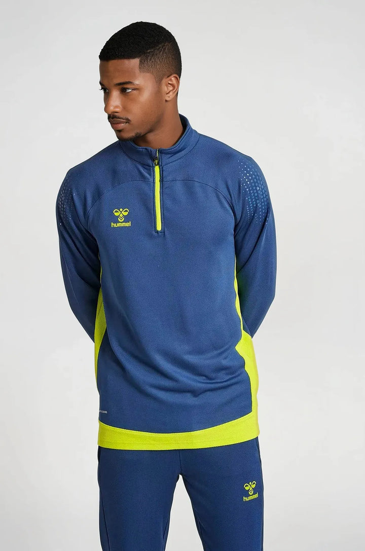 Lightweight Quarter Zip Sports Top-Secret Label