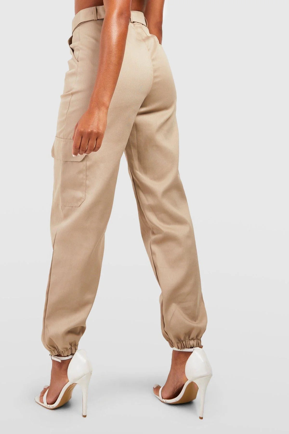 Cargo sales beige trousers