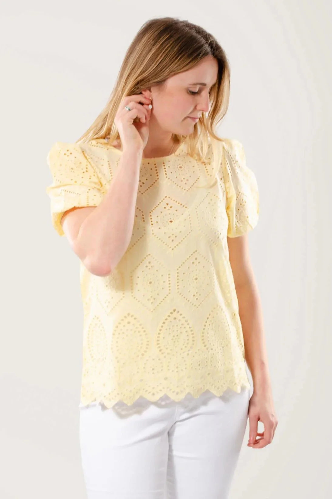 Lipsy Broderie Anglais Short Sleeve Blouse Pale Yellow / 14