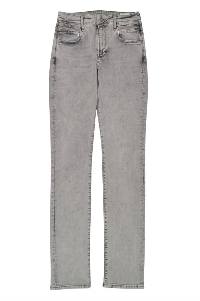 slim-leg-jeans-636.webp?v=1694783388&width=800