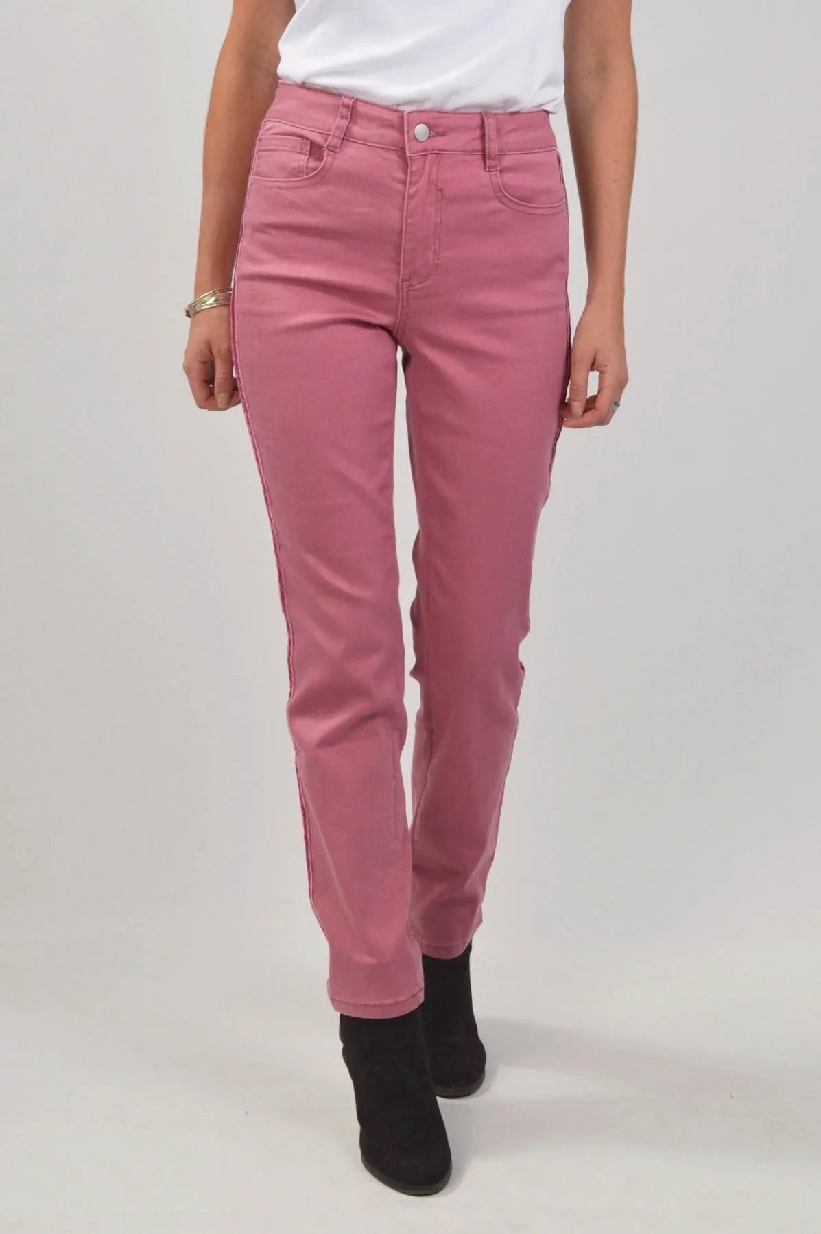 Jeans with best sale pink side stripe