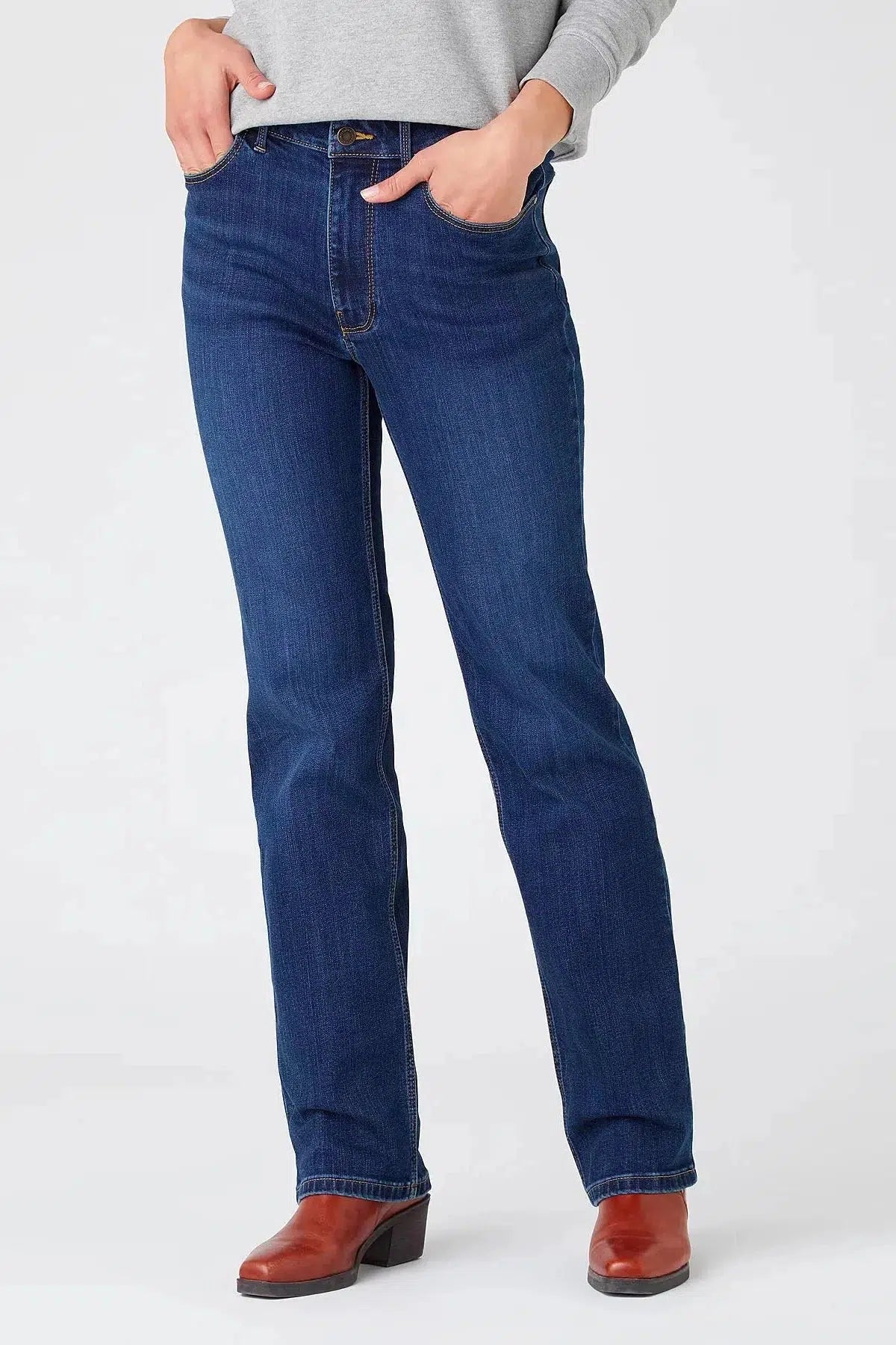 Wrangler Straight Boot Leg Jeans Blue Denim / 4 / Reg